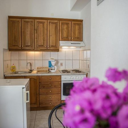 Apartments Skarpa 1601 Rogoznica  Eksteriør bilde